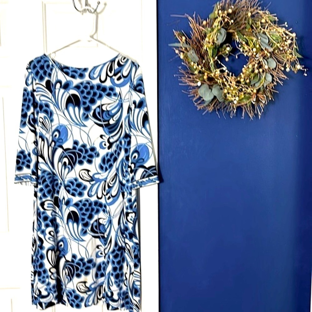 Women’s Averardo-Bessi Italian Made Floral Blue Black & White Mid Length Dress